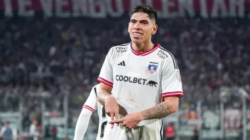 Carlos Palacios maravilla a históricos de Colo Colo