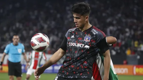 Gustavo Quinteros está chocho con Damián Pizarro y recalca su importancia en Colo Colo.