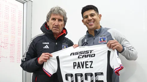 Oficial: Pavez renueva su contrato y seguirá en Colo Colo.