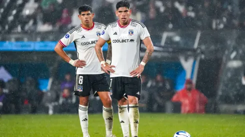 Carlos Palacios y un alocado festejo con Esteban Pavez.