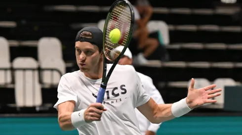 Chile enfrenta a Italia en Copa Davis.