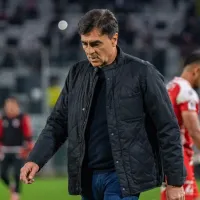 Histórico de Colo Colo carga y critica a Gustavo Quinteros