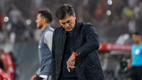 En Colo Colo advierten a Gustavo Quinteros tras el empate ante Deportes Copiapó.