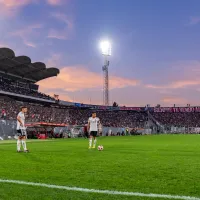 Hinchas de Colo Colo denuncian insalubridad en el Monumental