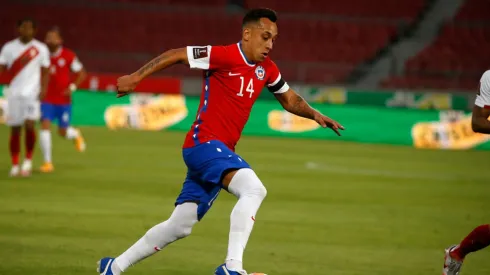 Se lanzan contra el nivel de Fabián Orellana tras ofrecerse a jugar en Colo Colo.