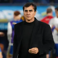 Histórico de Colo Colo pide salida de Quinteros