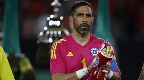 Claudio Bravo volvió a hablar de La Roja.