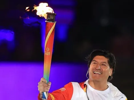 Iván Zamorano se luce con la antorcha en la inauguración de los Panamericanos
