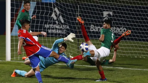 Histórico de Colo Colo pide a gritos a Damián Pizarro por sobre Ben Brereton en Eliminatorias.