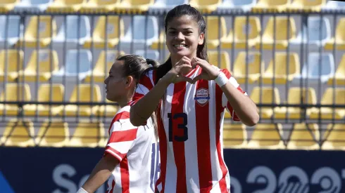 Bogarín aporta su grano de arena en estrepitosa goleada de Paraguay.