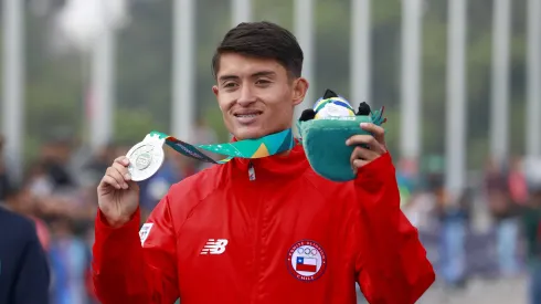 Hugo Catrileo espera por la invitación de Colo Colo tras ganar medalla en Santiago 2023.