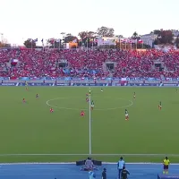 La Roja femenina realiza protesta en la final de Santiago 2023 con gran ovación del público