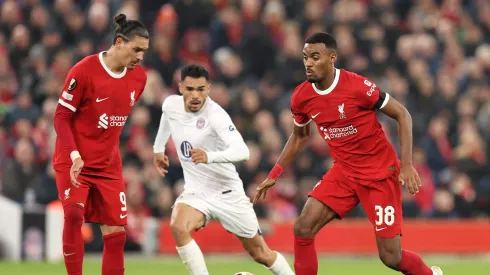 Suazo y Toulouse van por su revancha frente a Liverpool en Europa League.