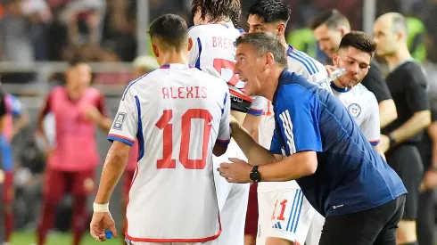 Sánchez se saca el sombrero con Berizzo tras su renuncia.