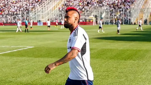 Arturo Vidal saca su lado más colocolino tras críticas al Estadio Monumental.