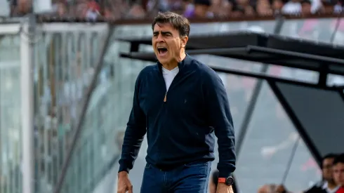 Claudio Borghi emplaza a Colo Colo por renovación de Gustavo Quinteros.