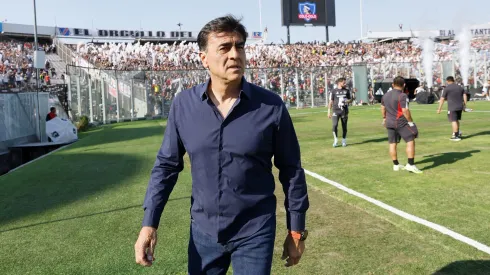 ¿Cuándo se define la continuidad de Quinteros en Colo Colo?.