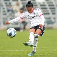 Michelle Olivares obtiene el premio a Mejor Lateral del año