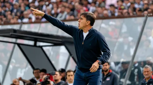 En Colo Colo comienzan a estudiar posibles reemplazos para Quinteros.