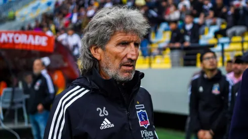 Daniel Morón pone plazo para encontrar al reemplazante de Gustavo Quinteros en Colo Colo.