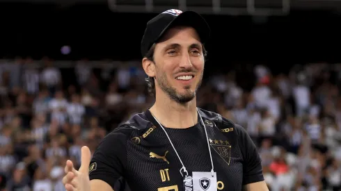 Luis Zubeldía complica su estadía en Liga de Quito.