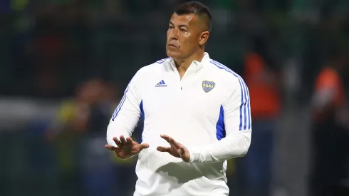 Hinchas albos entregaron su opinión sobre Jorge Almirón.