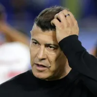 Jorge Almirón llega a Colo Colo: los días de trabajo que tendrá el DT previo al debut