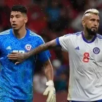 Brayan Cortés espera con alfombra roja a Arturo Vidal en Colo Colo