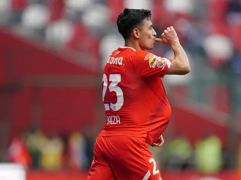 Baeza abre el camino de la remontada en Toluca con un golazo