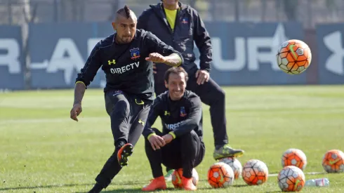 Históricos de Colo Colo remarcan la importancia de la llegada de Arturo Vidal para los juveniles.