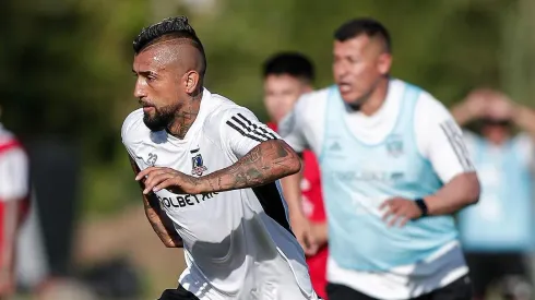 La formación que prepara Colo Colo para enfrentar a Everton.