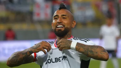 La historia de la primera camiseta regalada por Arturo Vidal en Colo Colo.