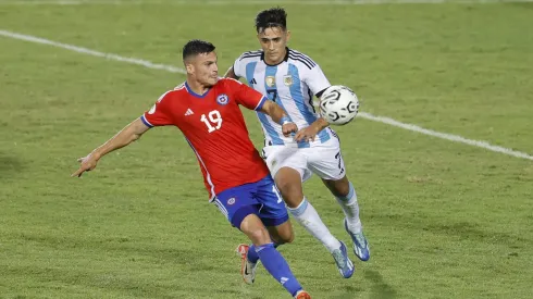 Gonzalo Fierro le sube el pulgar a la llegada de Lucas Cepeda a Colo Colo.