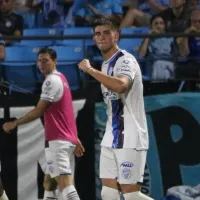 Godoy Cruz vuelve al triunfo, estira su invicto en Argentina y mete presión a Colo Colo