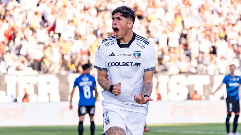 Colo Colo pega primero ante Huachipato con anotación de Carlos Palacios.