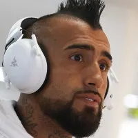 Compromiso total: Arturo Vidal viajó a Paraguay pese a no ir ni a la banca ante Trinidense