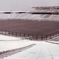El registro que sepulta el mito del dinero de Pinochet a Colo Colo para el Monumental