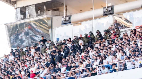 Solicitan antecedentes a Colo Colo por agresión de hincha a un menor de edad.