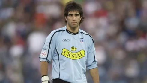 Alfredo Stohwing pone en duda el regreso de Claudio Bravo a Colo Colo.