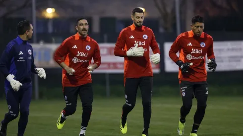 Los colocolinos que se juegan la titularidad en los amistosos de la Roja.