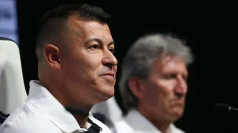 Encuesta: ¿Qué puesto debe reforzar Colo Colo ante la lesión de César Fuentes?