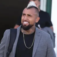 Blanco y Negro explica los motivos del estilo europeo en Colo Colo\': \'Camino al profesionalismo\'