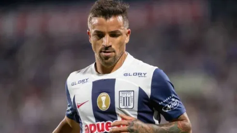 Gabriel Costa volvió al Monumental, esta vez con la camiseta de Alianza Lima.