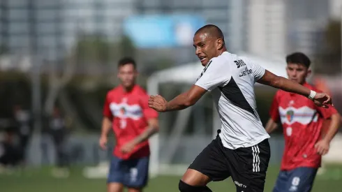 Colo Colo derrota a Real San Joaquín en duelo amistoso.