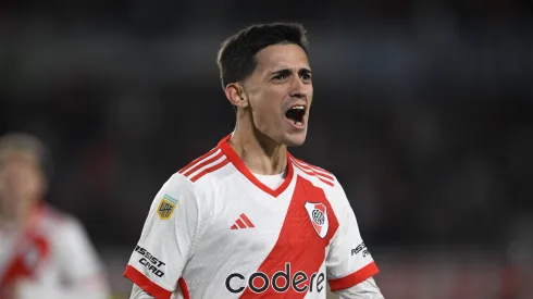 Solari es viste de figura en goleada de River Plate.