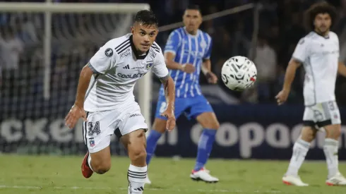 Vicente Pizarro aborda su suplencia en el Colo Colo de Almirón.