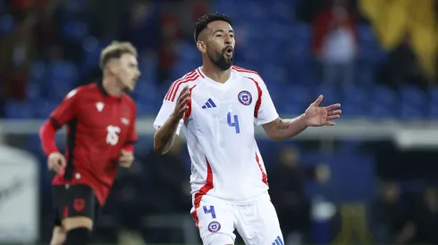 La referencia de Almirón por opción de Isla como refuerzo de Colo Colo.