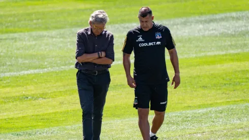 Jorge Almirón le pone presión a Colo Colo por la llegada de nuevos refuerzos.