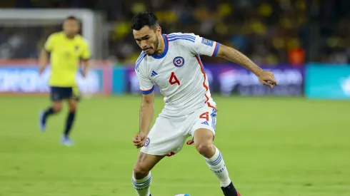 Colo Colo mira con atención: la Premier busca el fichaje de Suazo.