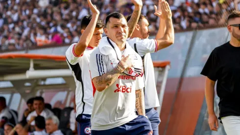El nombre de Gary Medel ronda en Colo Colo.